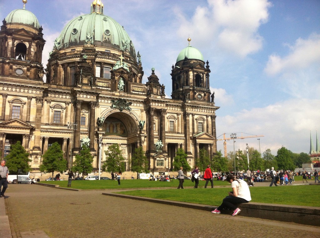 Berliner Dom e Jardim das Delícias