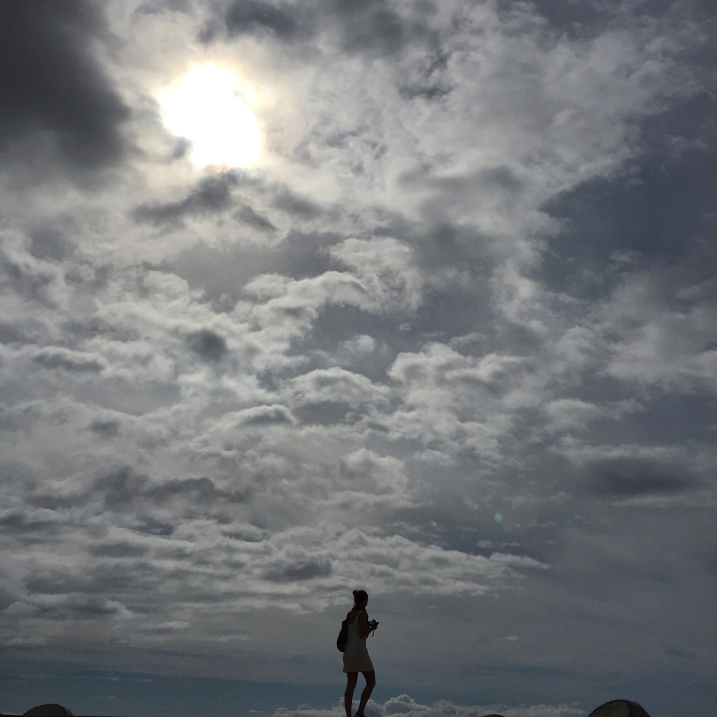""Quando você sair da tempestade, você não vai ser a mesma pessoa que entrou." Haruki Murakami